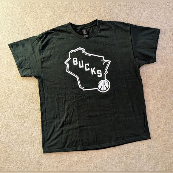 Green Bay Packers Women's 2 Piece Lounge Wear Large (Bonus Bucks T-Shirt XL) - Picture 4 of 4